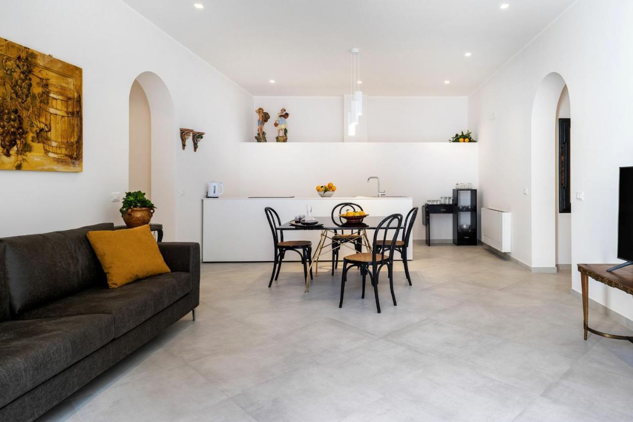Villa Angelina - Charming Rooms & Apartments 特拉帕尼 外观 照片