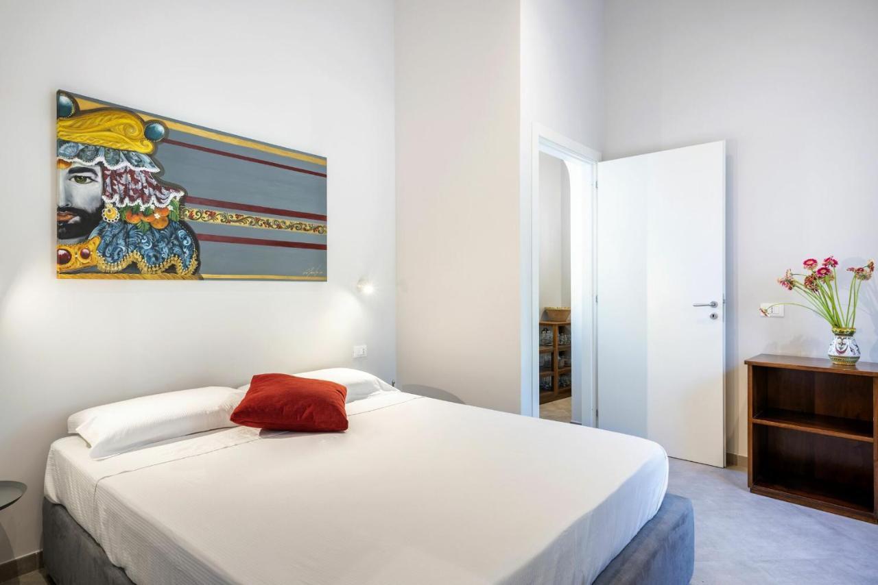 Villa Angelina - Charming Rooms & Apartments 特拉帕尼 外观 照片