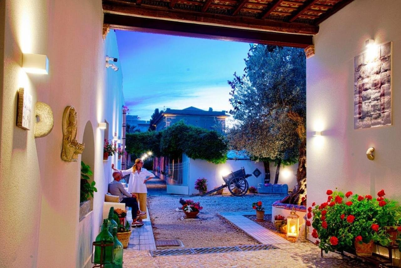 Villa Angelina - Charming Rooms & Apartments 特拉帕尼 外观 照片